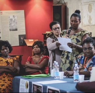 Doris legge il messaggio